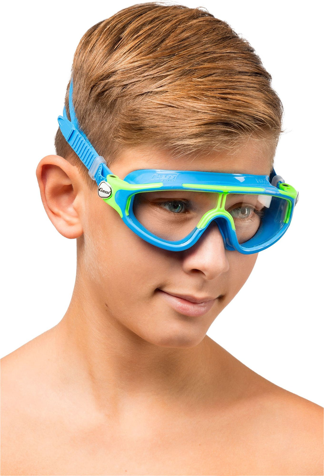 Little one wearing swimming goggles