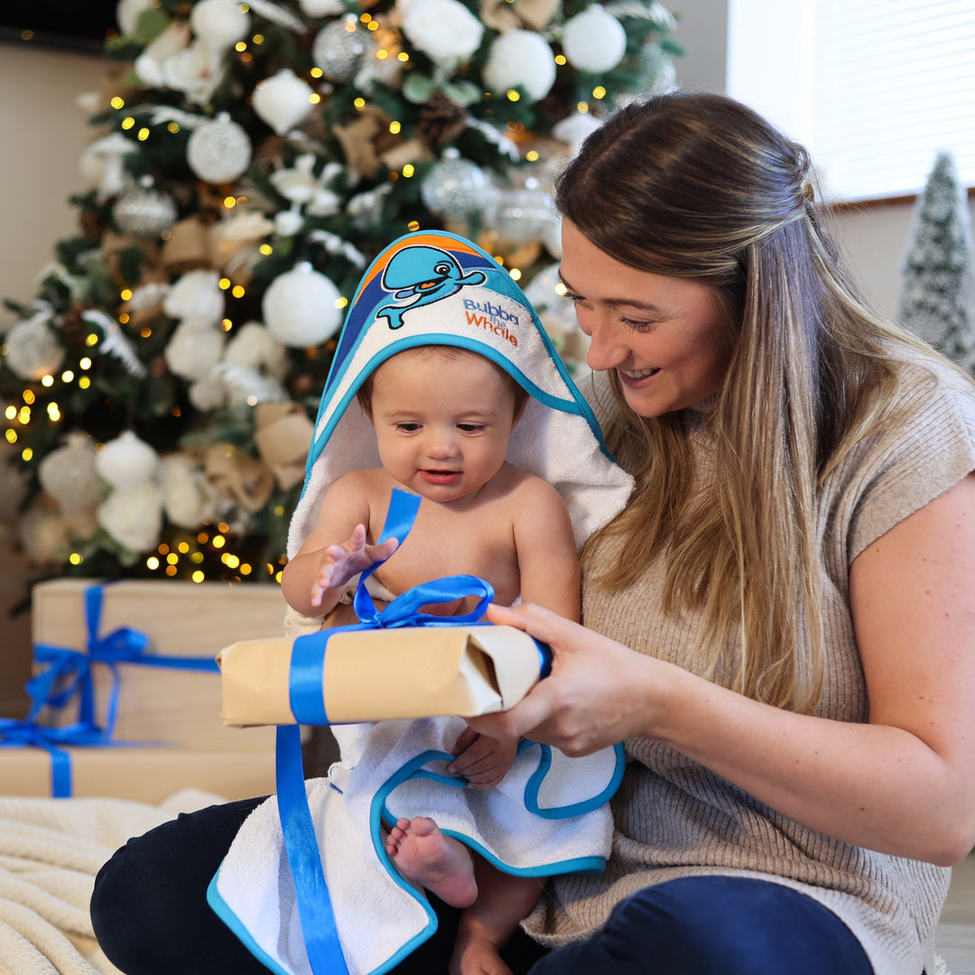 Water Babies Hooded Towel (70x70cm)