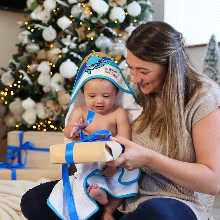 Water Babies Hooded Towel (70x70cm)