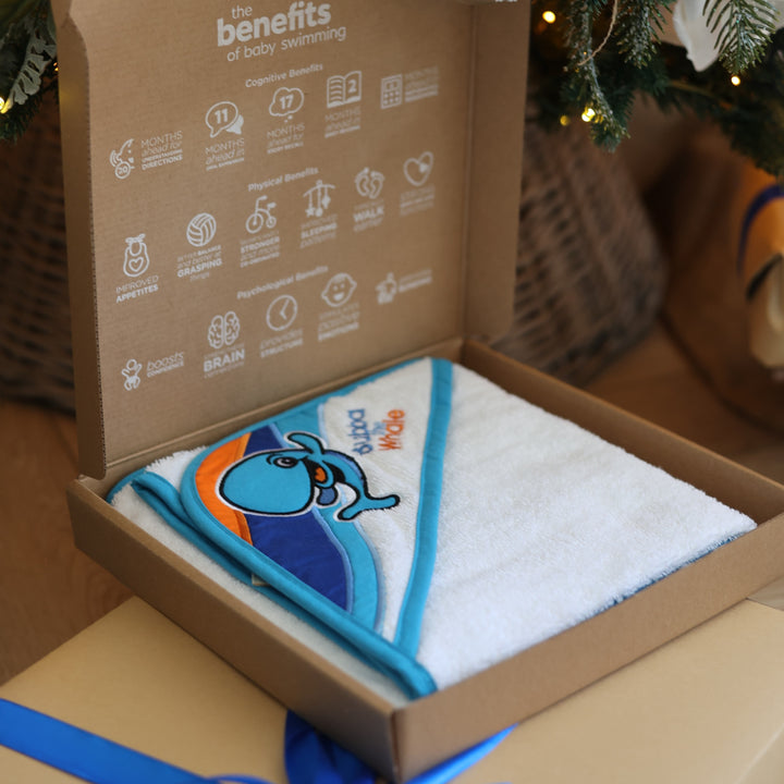 Water Babies Hooded Towel (70x70cm)