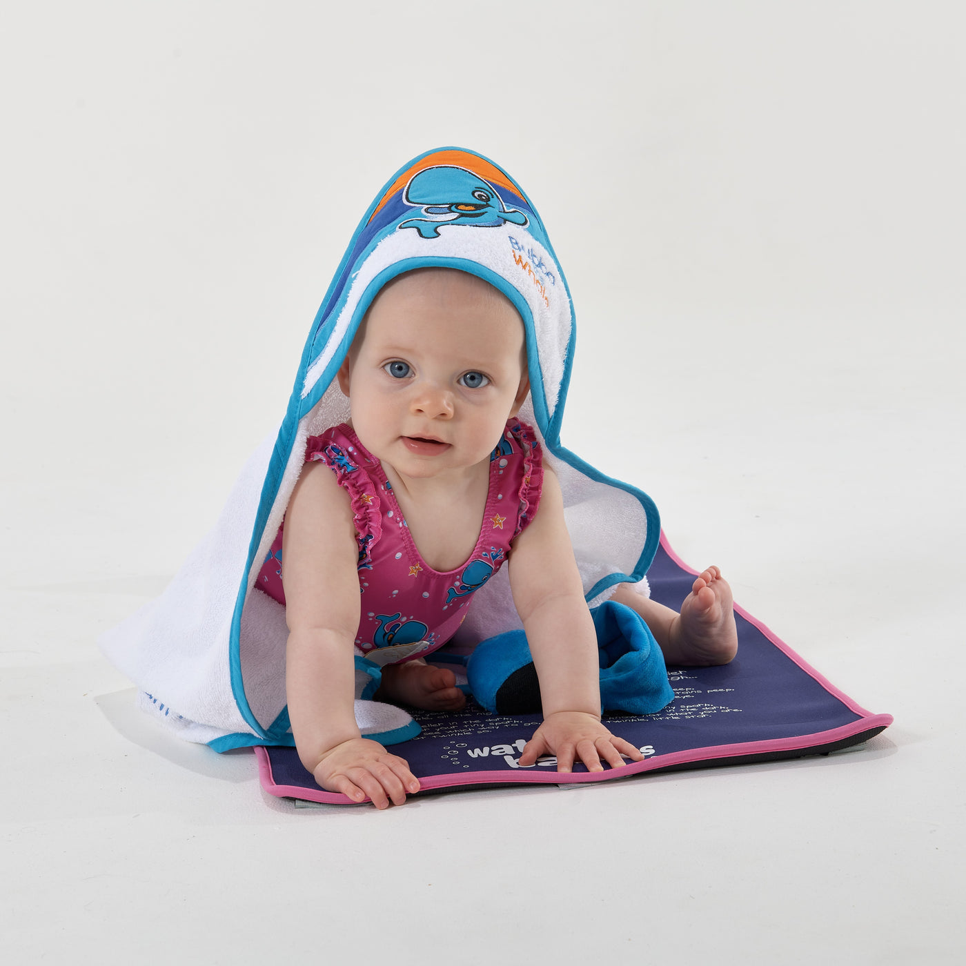 Water Babies Hooded Towel (70x70cm)